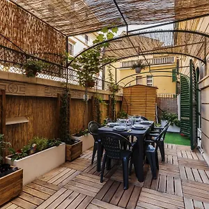 The Sweet Terrace Apartment